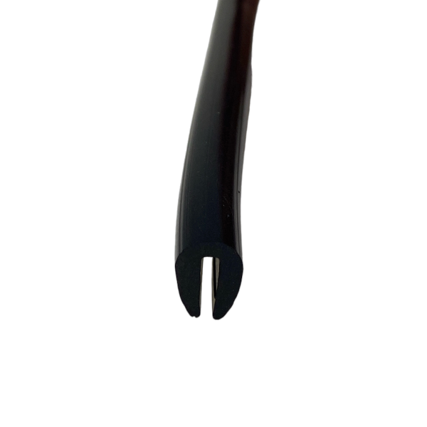 Perfil Borracha U Galão Acabamento U035 2,0x7,0x11mm 1mt