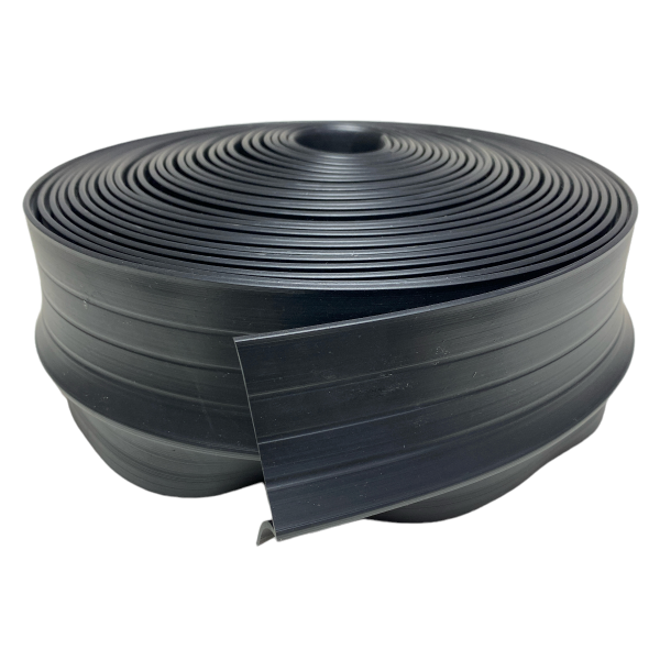 Cantoneira Testeira Para Escada PVC Preta 50x30mm 10mt