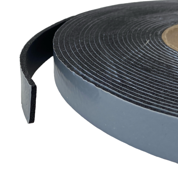 Fita de Espuma Adesiva Para Vedação Fresta 03x20mm 10mt