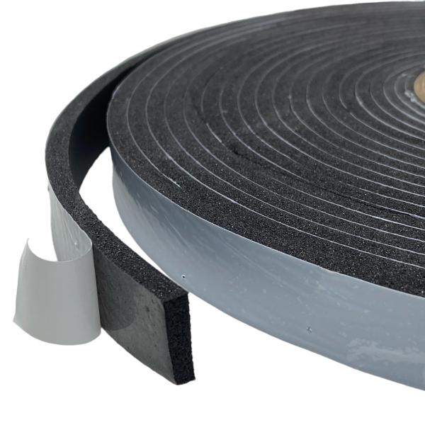 Fita de Espuma Adesiva Para Vedação Fresta 05x20mm 5mt