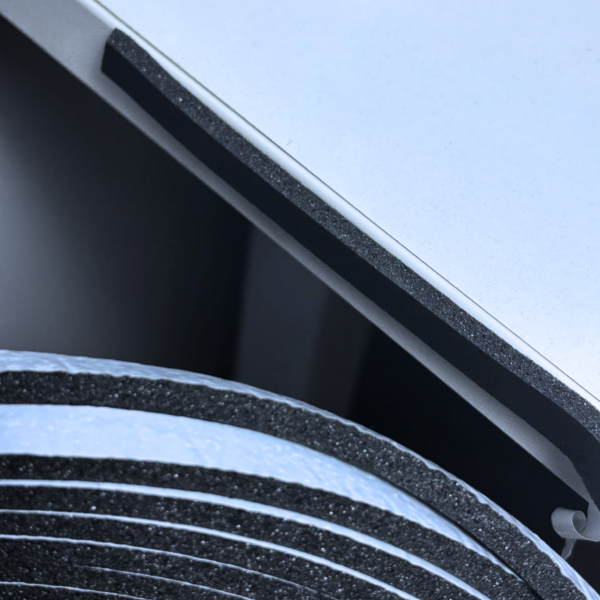 Fita de Espuma Adesiva Para Vedação Fresta 05x10mm 10mt